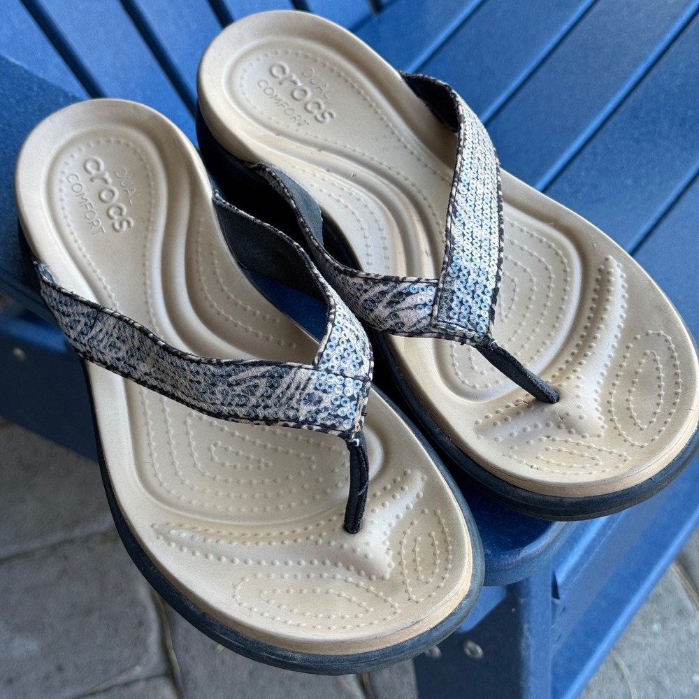 Crocs Capri V Sequin Flip Flops Womens 10 Snakeskin Print Dual Comfort Sandals